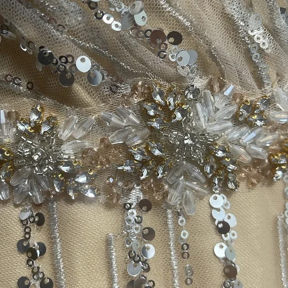 Mac Duggal Evening dress Size 4 - Picture 4 of 10